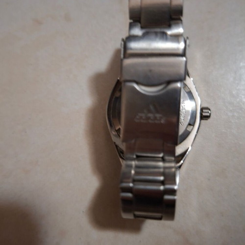 Adidas women's watch like new, elegant and comfortable