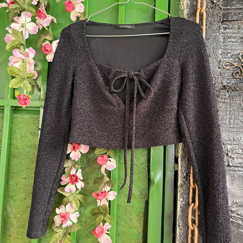 Black long sleeve top with chest tie like new, size L