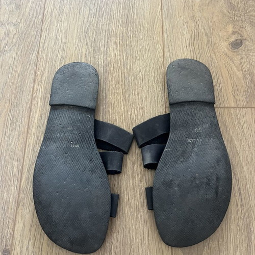 Leather slippers like new, size 39, black