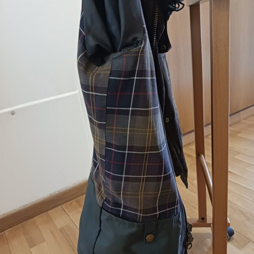Barbour jacket used, large size, green with removable hood and waist belt