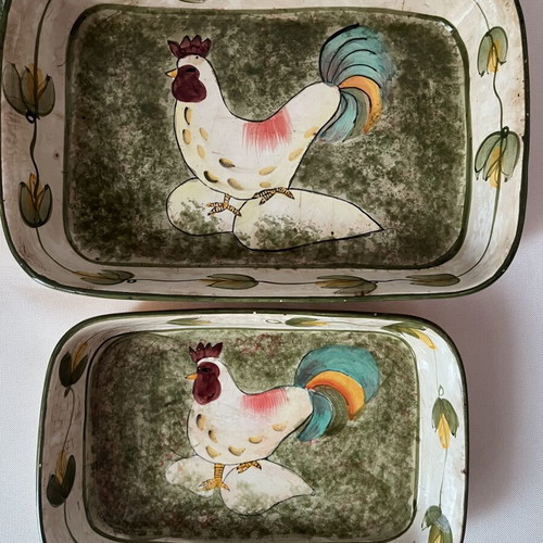 Vintage ceramic oven baking dishes set with rooster motif