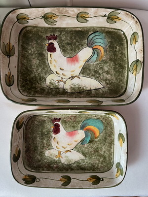 Vintage ceramic oven baking dishes set with rooster motif