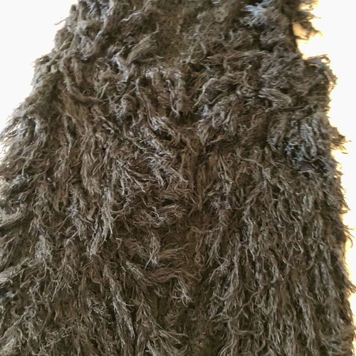 Black fluffy vest like new