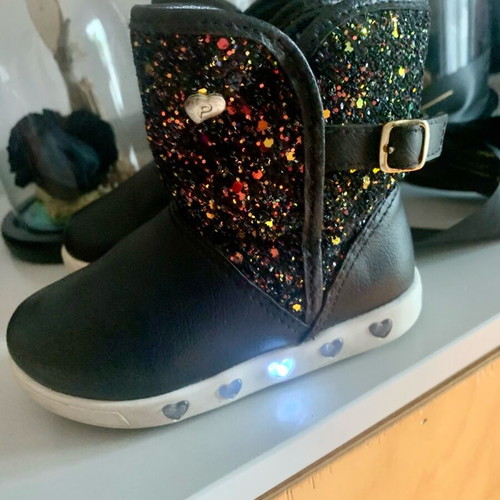 Pampili Brazilian boots with light like new size 24