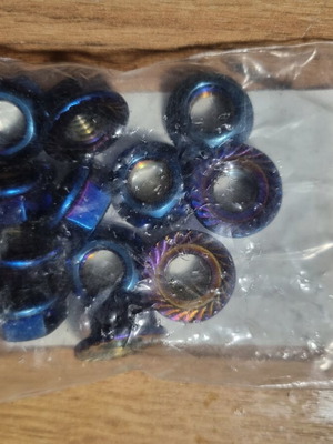 M10x1.50 bolts new