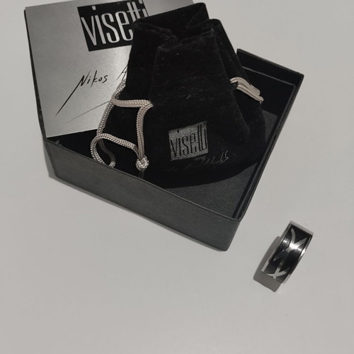 Men's ring like new, black and gray