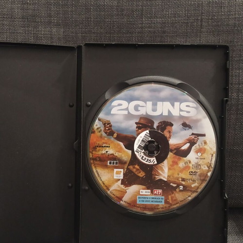 2GUNS DVD used, adventure with subtitles