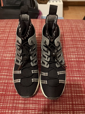 Balmain Paris ανδρικά casual παπούτσια νούμερο 41 σαν καινούργια μαύρα και ασημί