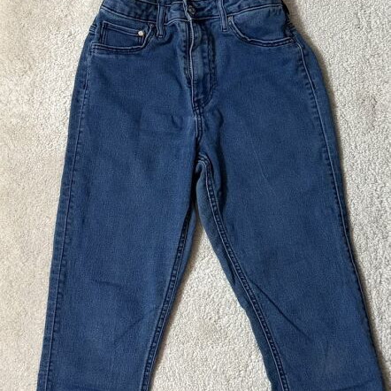 Skinny Jeans H&M used, size Small, blue, elastic fabric
