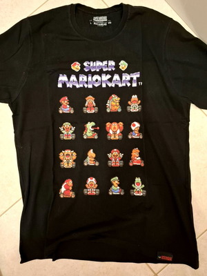 Pull & Bear X Super Nintendo Super Mario Kart T-shirt like new, size L