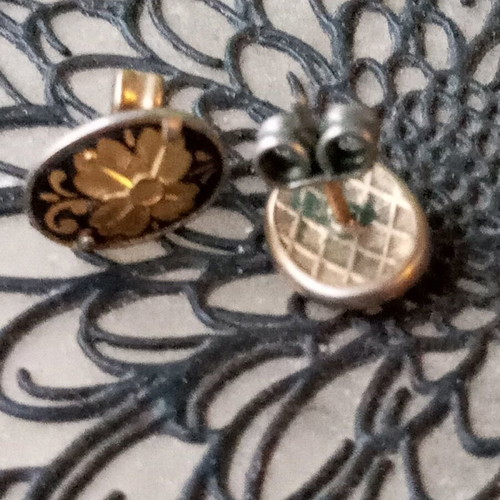 Antique gold-plated earrings with embossed flower designs like new