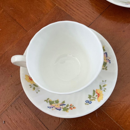Aynsley Cottage Garden tea set 12 pcs bone china like new