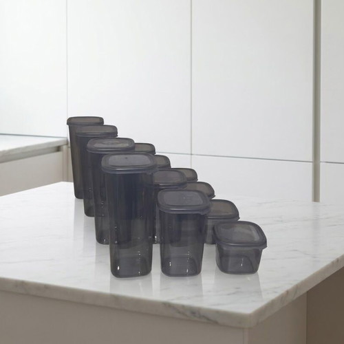 Food Storage Containers set of 12, new, various sizes