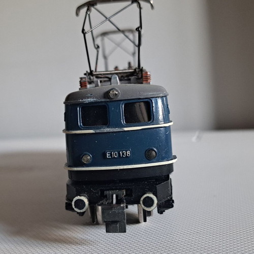 Vintage Trix Express 2243 DB E10 138 electric locomotive used in original box