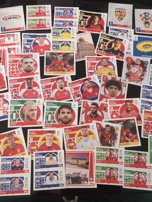 Πακέτο 57 μοναδικά αυτοκόλλητα Topps UEFA EURO 2024