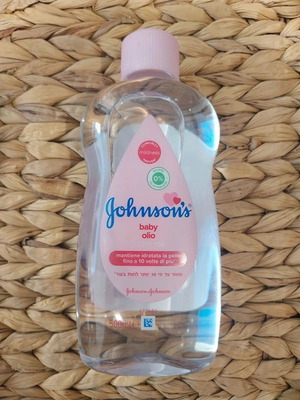Johnson & Johnson Baby Oil 500ml new