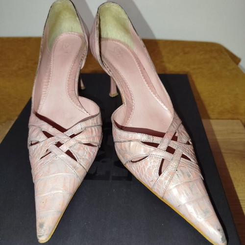 Mortoglou pointed pumps used, pink-silver snake pattern, size 40