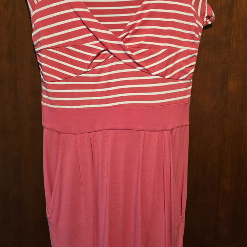Dress size S like new, pink, fitted