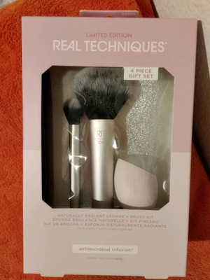 Real Techniques Gift Set πινέλων καινούργιο