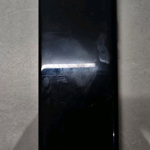 Huawei P30 Pro used with 5 cases, 2 headphones, charger, and box