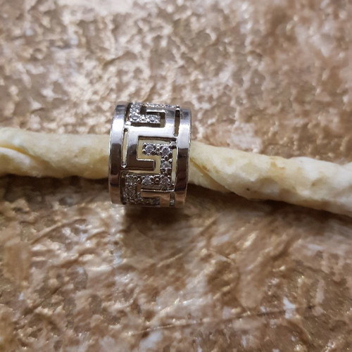 Silver ring used