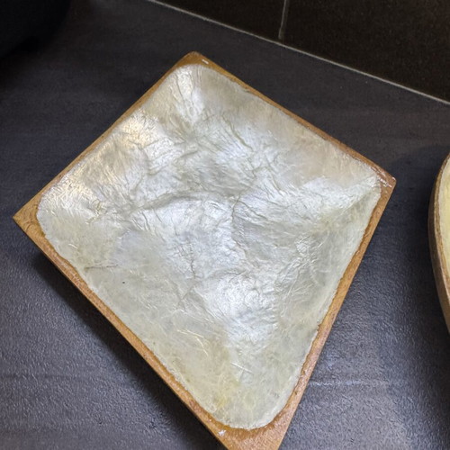 Nut bowls set new