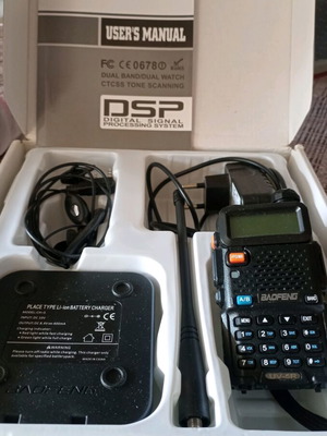 Baofeng UV-5R трансивър като нов, преносимо VHF/UHF FM радио