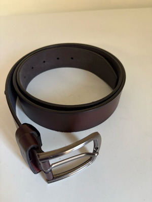 Brown belt leather look classic design 125cm like new