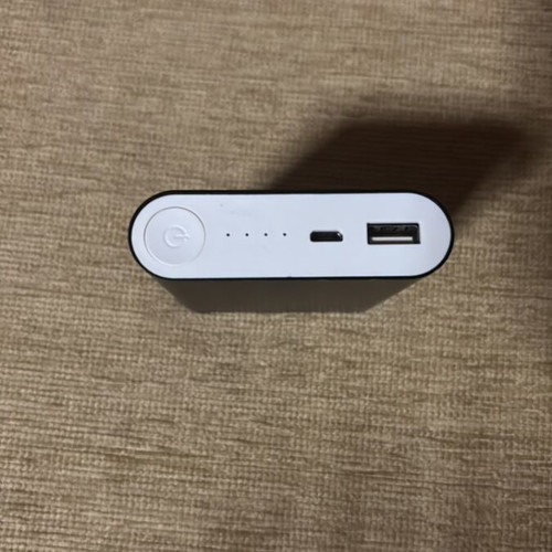 Power bank 10400mAh used with charging cable