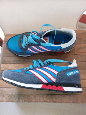 Adidas αθλητικά Νο 37 1/3 σαν καινούργια, μπλε με λευκό και κόκκινο
