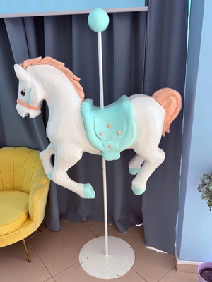 Professional children's play area equipment like new for creative activities