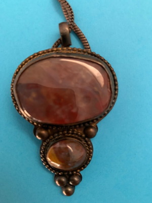 Acsessories.co.uk pendant like new, brown