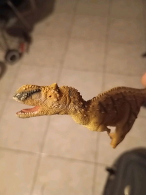 Dinosaur plastic toy like new, miniature