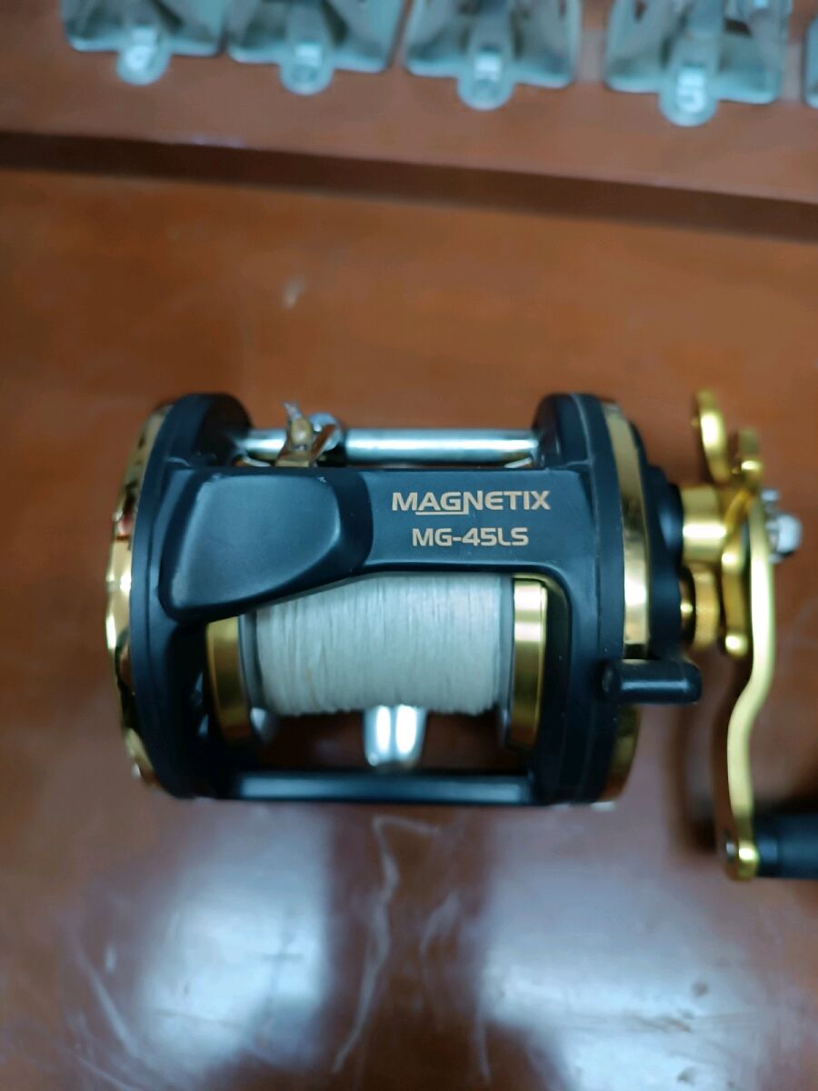 okuma MAGNETIX ベイトリール Okuma Magnetix fishing reel like new - € 195,00 - Vendora.cy