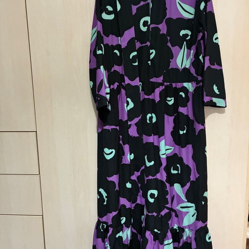 Karavan dress S/M like new, black and purple