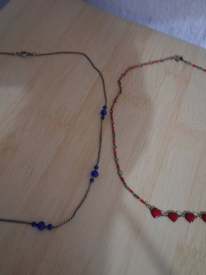 Fashion costume necklaces used, set of 2, blue and red