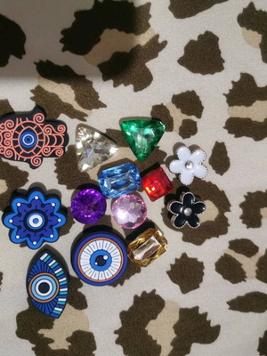Charms for Crocs new, pack of 13 with eyes and gems