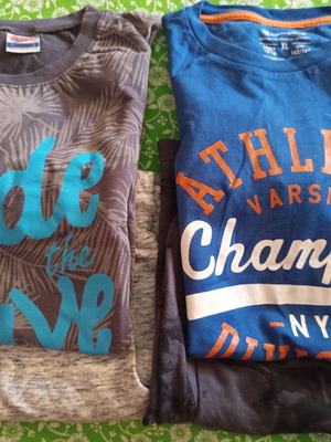 Summer clothes set for boys 12-14 years like new, 2 t-shirts and 2 shorts