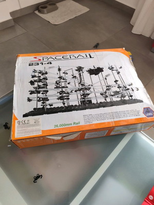 Spacerail Level 4 game used, missing 3 marbles