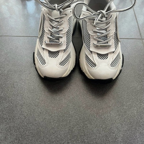 Steve Madden sneakers like new, size 36, white and silver