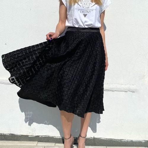 Inverso midi skirt like new, A-line, size M, black