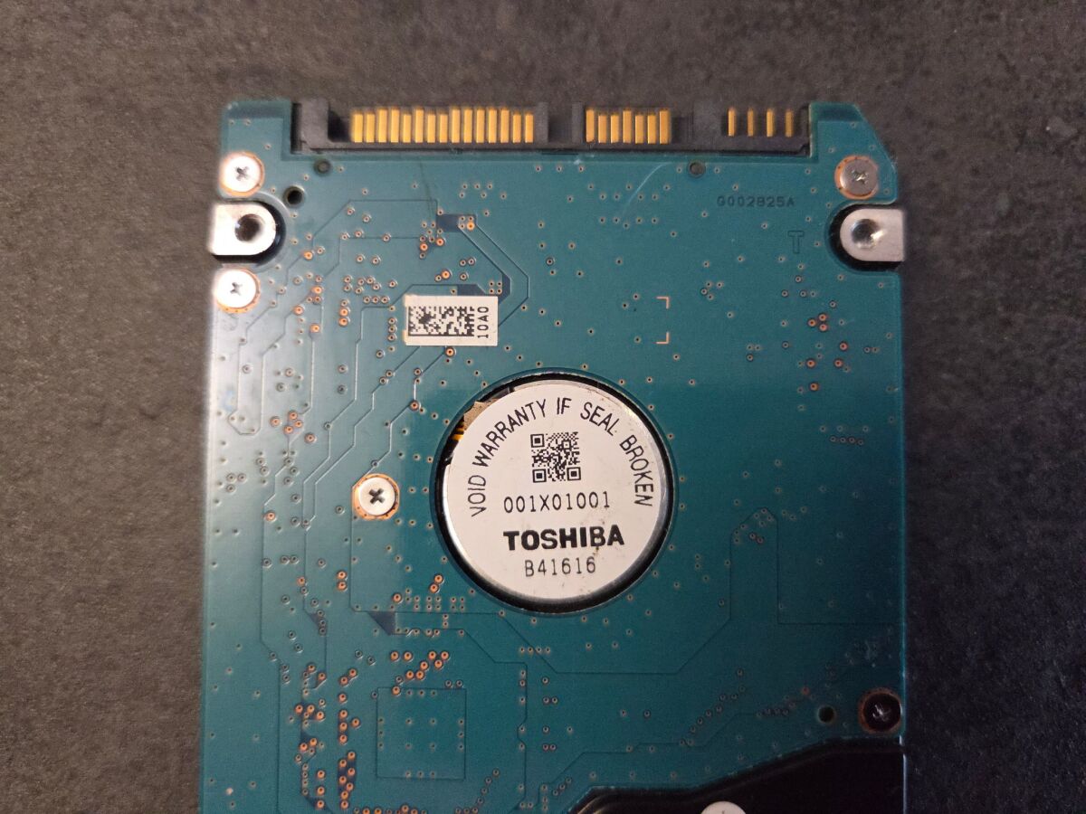 正常!TOSHIBA SATA HDD 2.5 640GB MK6457GSX◇ 640G 2.5 SerialATA