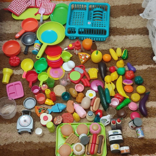 Children's kitchen toys used, pack of 143 pieces