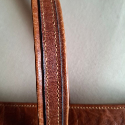 Vintage large leather shoulder bag used, brown