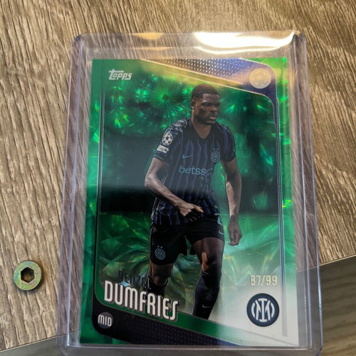 2025-26 Topps UEFA Club Competitions Flagship Denzel Dumfries Green Foil card