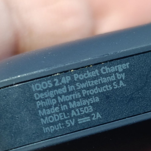 IQOS 2.4 Plus μεταχειρισμένο, σκούρο μπλε με HeatControl™ και Bluetooth