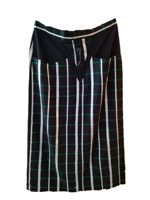 Vintage plaid skirt with pockets size 46, new