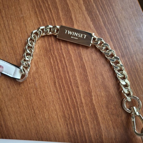 Twinset crossbody bag like new, cream with gold chain detail