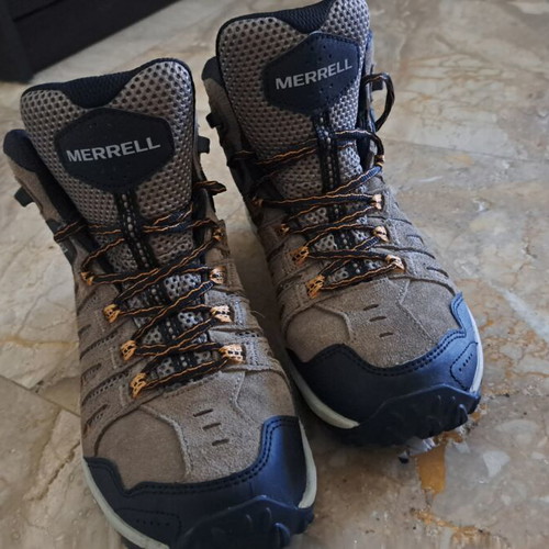 Merrell Crosslander Mid hiking boots like new, waterproof, size 41, beige brown