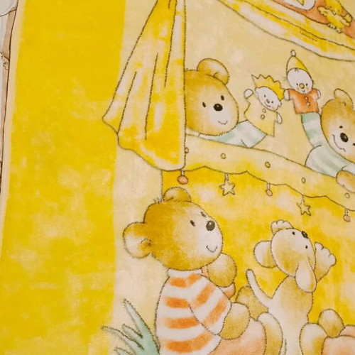 Baby blanket like new, soft, Spanish origin